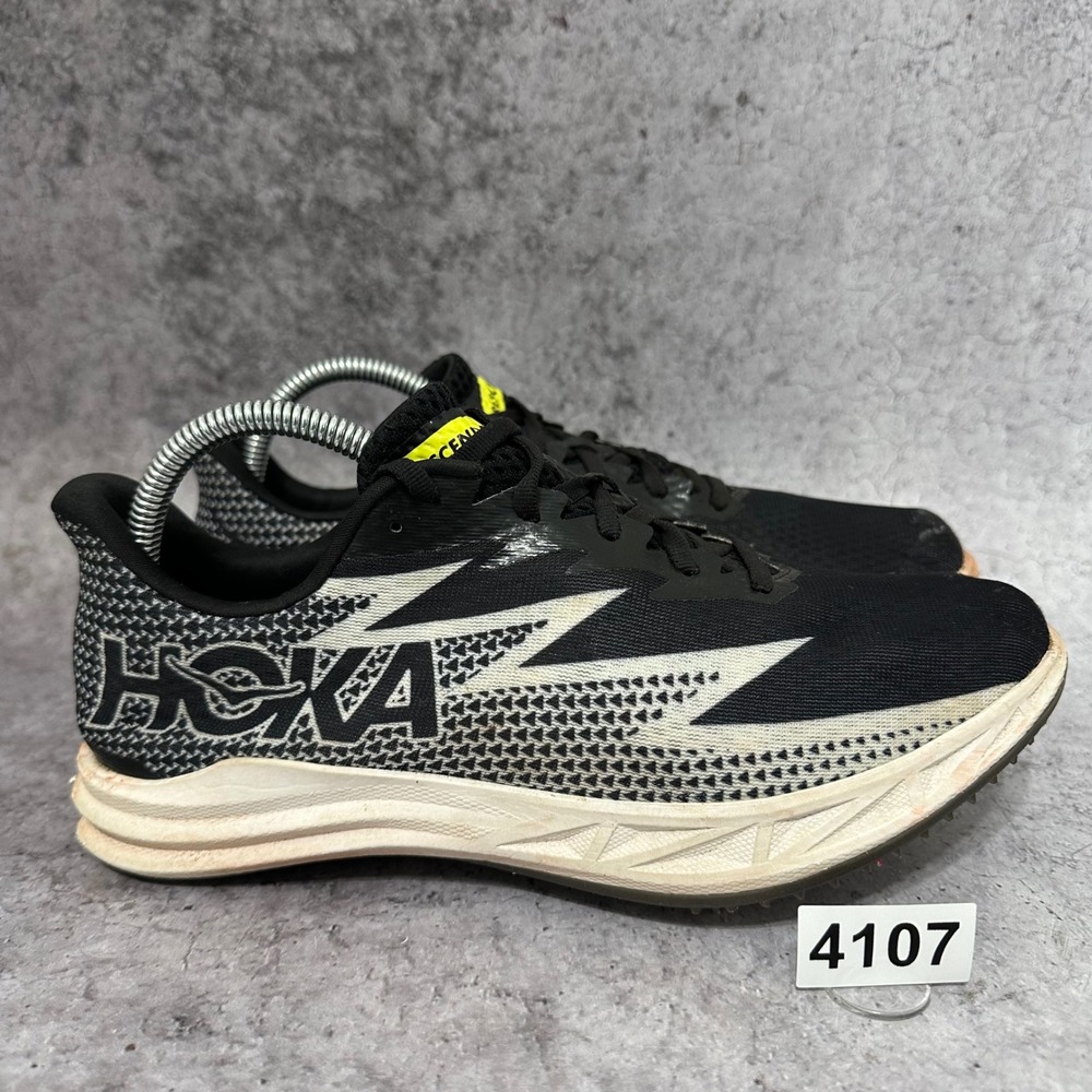 Hoka Crescendo MD Mens 9 Black White Track Spikes Running Shoes Athletic